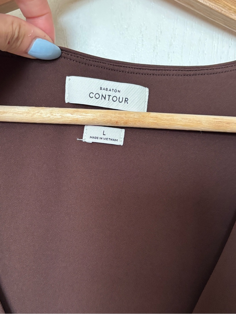 BABATON Contour V-Neck Romper - Picture 4 of 5